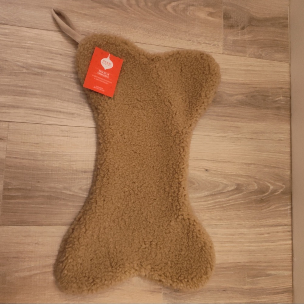 Cozy Brown Bone-Shaped Pet Mat